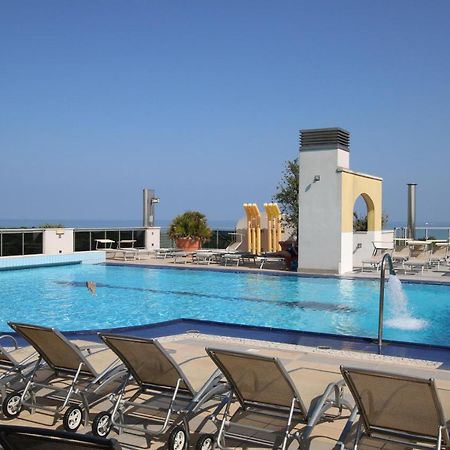 Eraclea Palace Hotel 4 stelle S Eraclea Mare Buitenkant foto