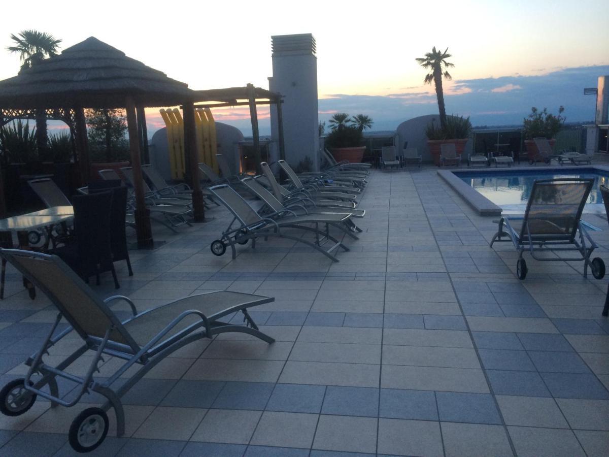 Eraclea Palace Hotel 4 stelle S Eraclea Mare Buitenkant foto
